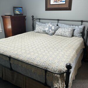 Antique Heirloom Hand-Crocheted Large Creme Bed Throw circa 1950's